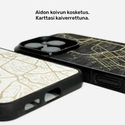 Lastu KARTTA karttakuoret aidosta koivusta iPhonelle, kaiverrettu luonnonvalkoinen ja mattamusta puinen puhelimen kuori. Explore Lastu’s Premium Phone Case Collection, iPhone kuoret - Kustomoitavat ja persoonalliset, Lastu kuoret Samsung Galaxy malleille, Suosituimmat Lastun puhelimen kuoret, Lastu kuoret, OnePlus kuoret – Persoonallista ja kestävää, Huawei & Honor, Design-puhelinkuoret – Lastun Design Collection, Karttakuoret, Xiaomi