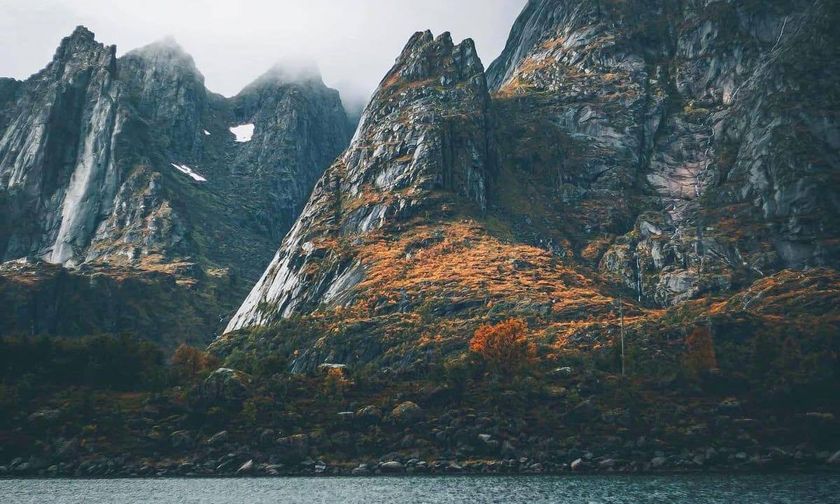 Last year photo from Lofoten... - Lastu - Nordic Wooden Phone Cases - {{ product.product_type }} - 