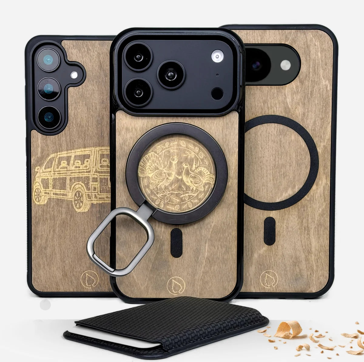 Lastu  Lastu KELO -koivupuusta valmistetut puhelinkotelot iPhone 17 Pro:lle ja Galaxy S26:lle: automaattinen kaiverrus, avaimenavaaja, Borders-lompakko.