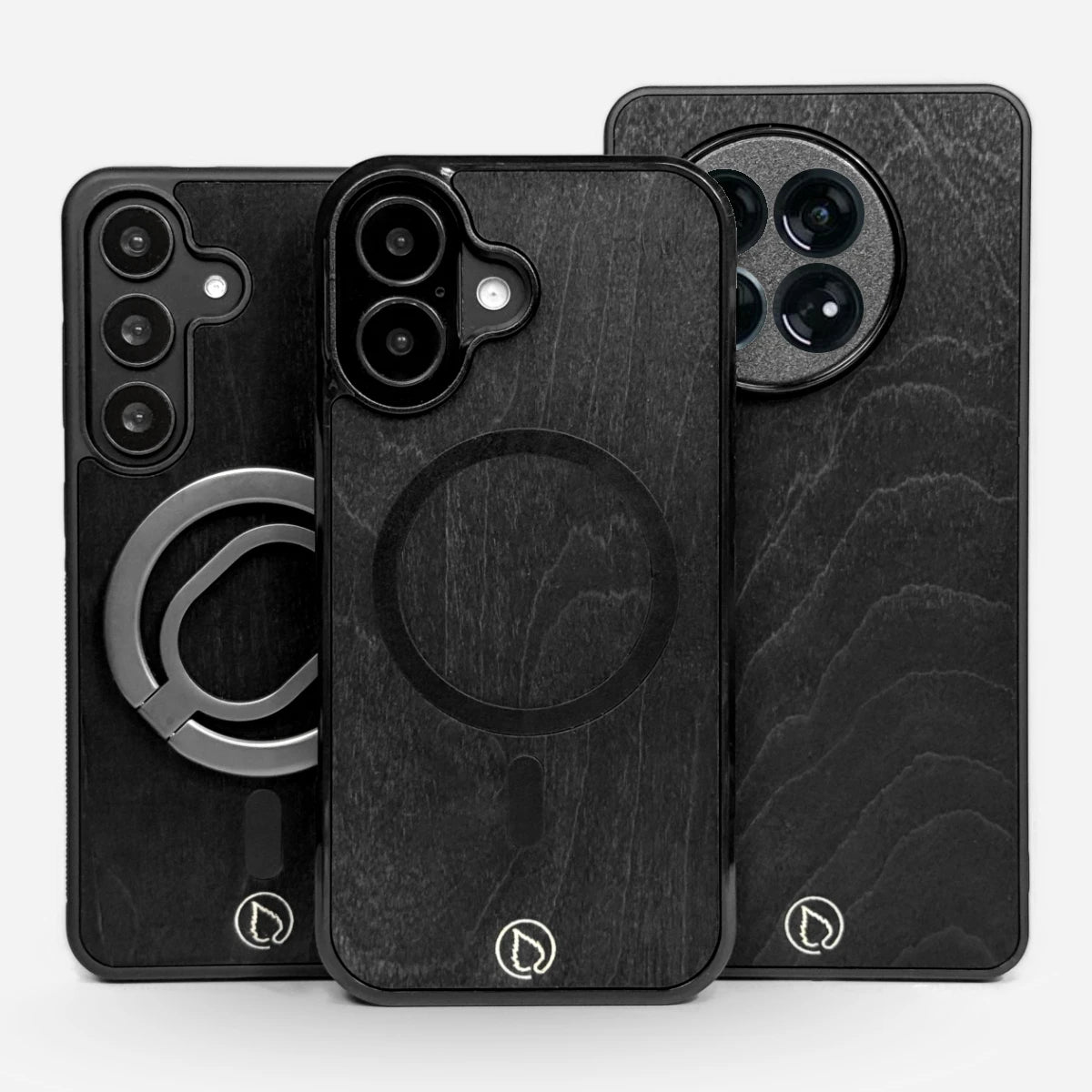 hiilikoivu-mustat-puiset-lastu-kuoret-oma-kaiverrus-magsafe-kotelot-suojakuoret-iphone-samsung-oneplus-pixel-nothing_ad0dbbd5-fd9f-4346-ae67-c60fb4a5ed73.webp