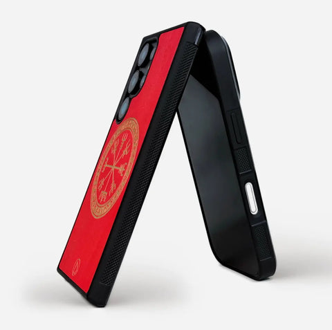 POPPY punaiset puiset kuoret kaiverruksella ja MagSafe-yhteensopivana – Lastu